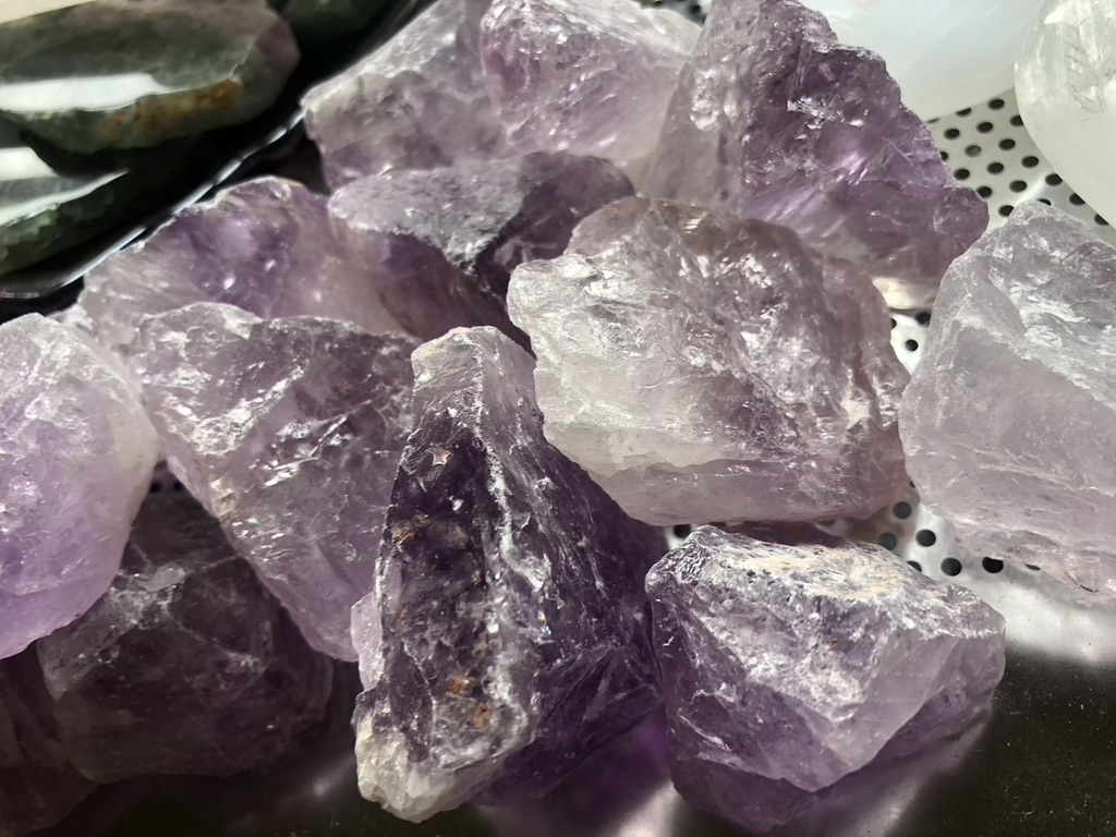 Amethyst Raw Rock Crystal with Fluorite slabs in a bowl