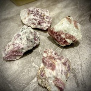 rubellite Albite 2"minas Gerais Brazil
