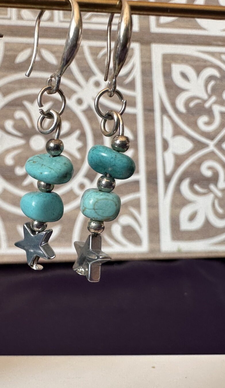 Rockabellasoul Signature Earrings Turquoise nugget earrings with hematite stars and silver balls, 4.5cm drop